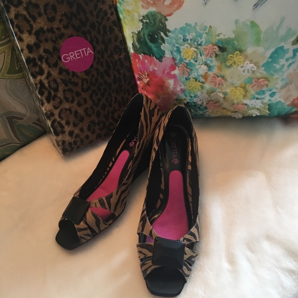 🆕Gretta tiger-striped wedge